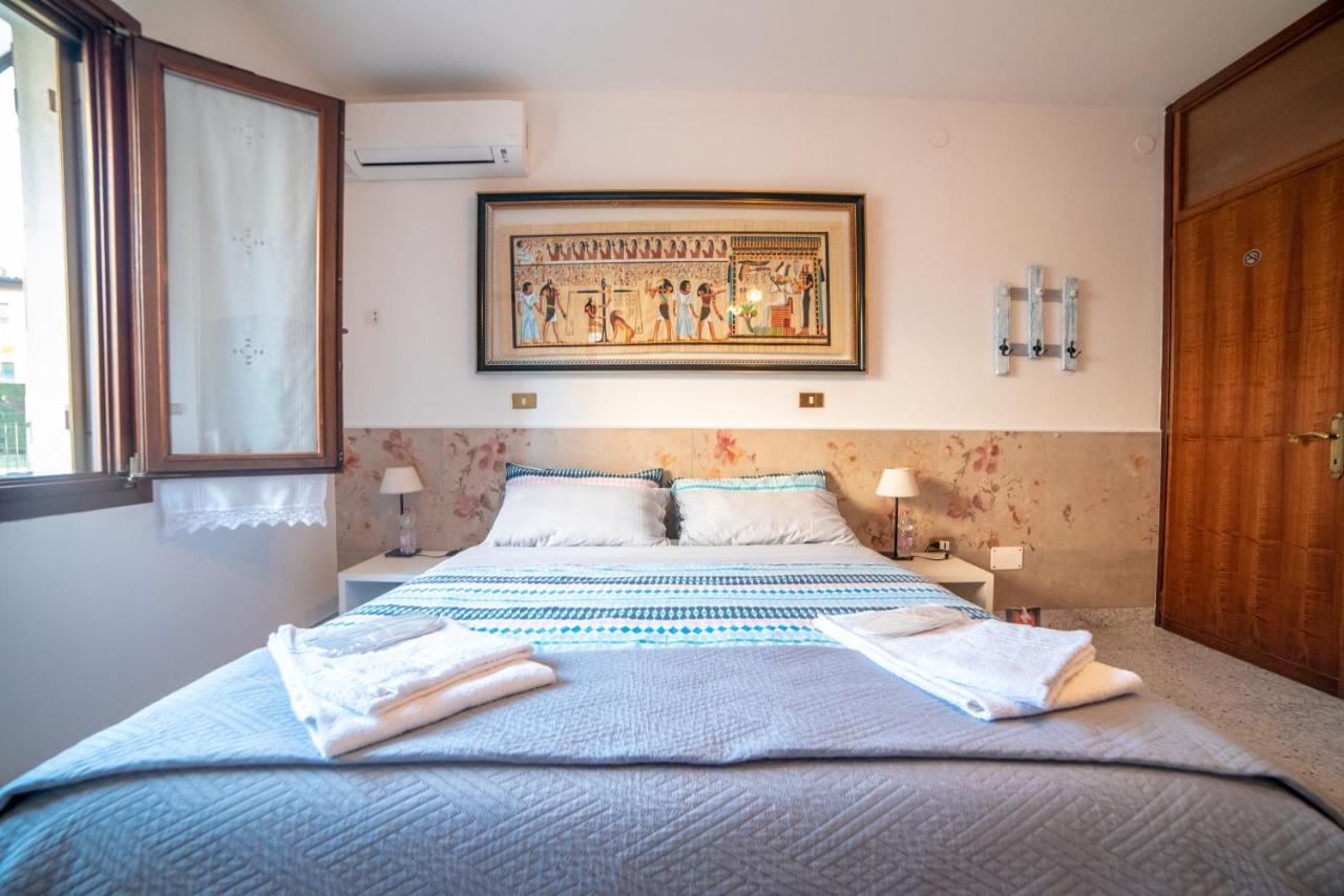 B&B Lella Piove di Sacco Bagian luar foto