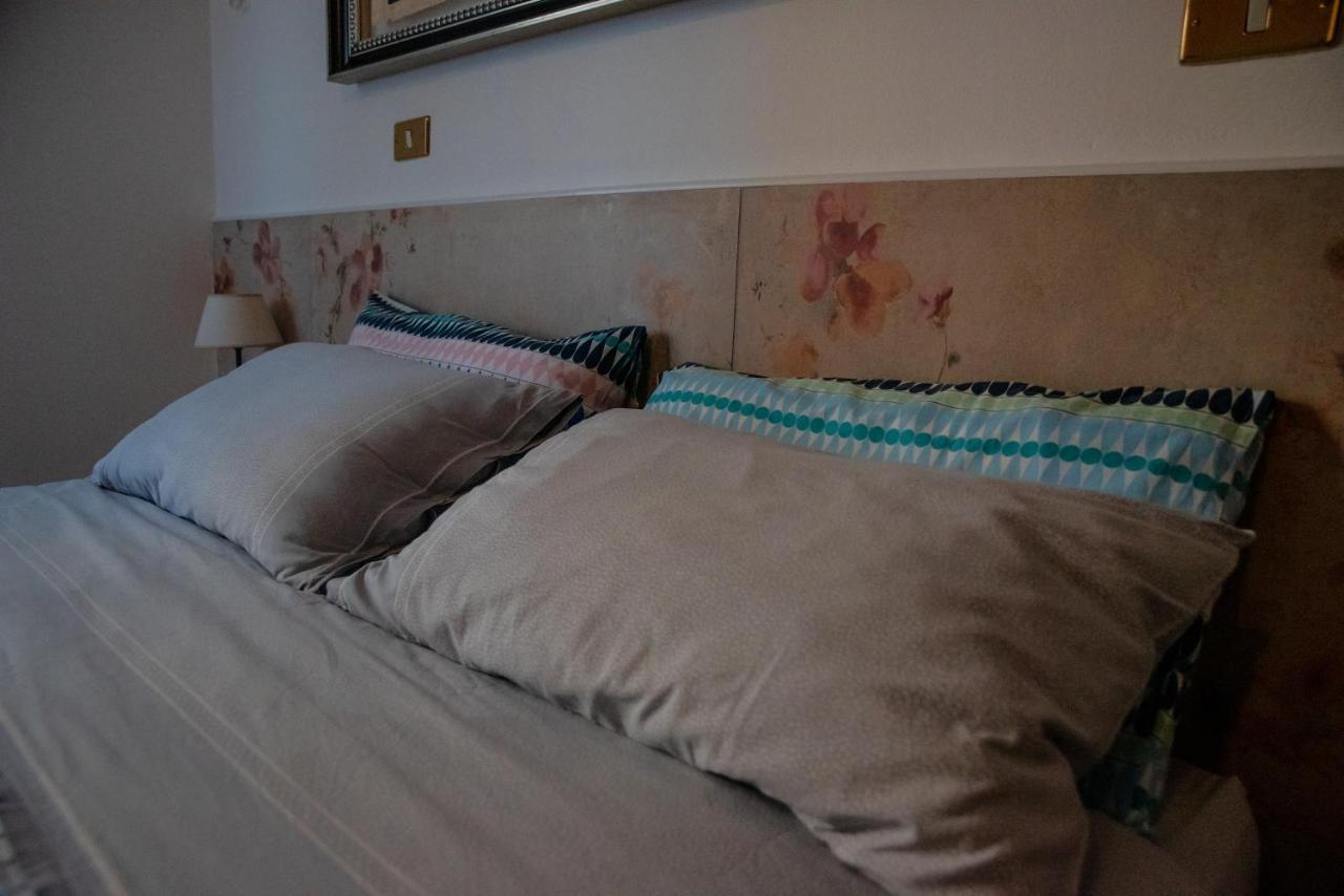 B&B Lella Piove di Sacco Bagian luar foto